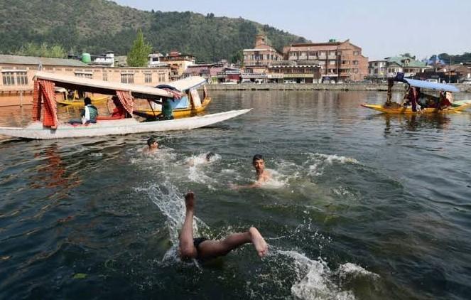 Heatwave sweeps J&K: Srinagar hits 133-year May record at 34.4°C