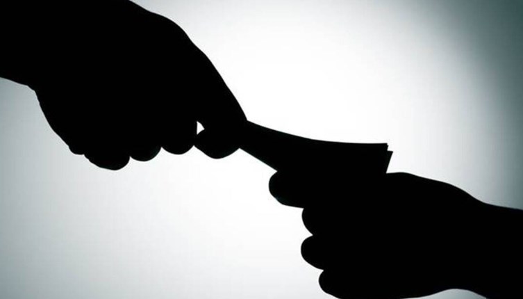 ACB arrests SDH Sopore official in bribery case