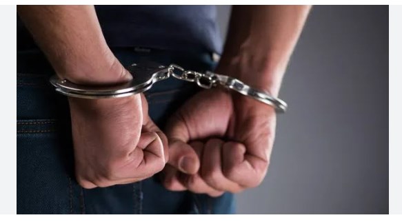 Two LeT associates arrested alongwith arms in Baramulla