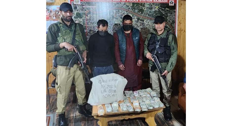 2 cross-border smugglers arrested in Srinagar, heroin worth Rs 70 cr recovered