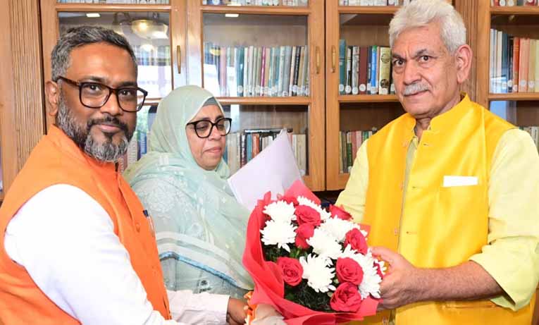 National Consultant Pradhan Mantri TB Mukt Bharat Abhiyaan calls on Lt Governor