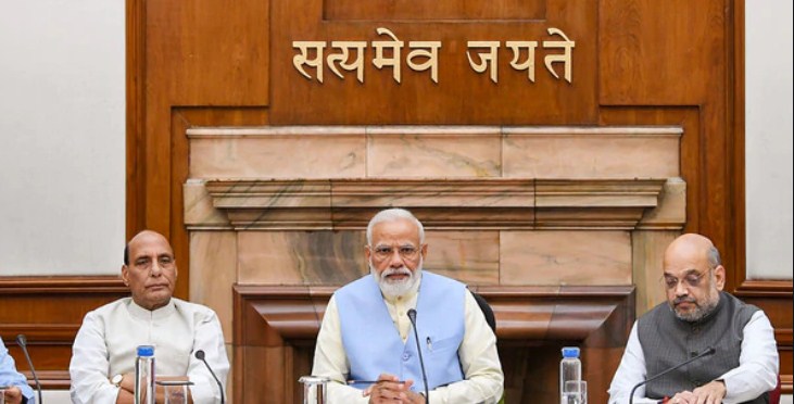 Coronavirus lockdown: Centre talks tough against hoarders and black marketing of essential supplies