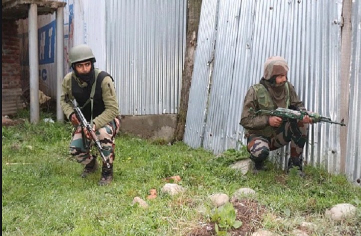 Encounter breaks out between security forces, terrorists in Jammu and Kashmir's Tral