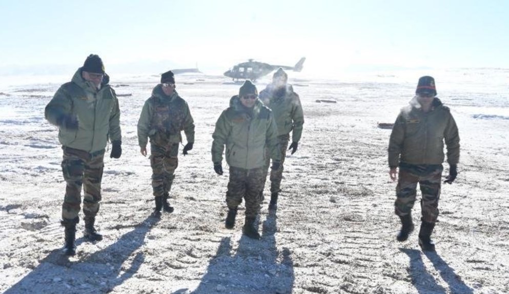 Lt Gen Upendra Dwivedi reviews security along LAC in Ladakh region