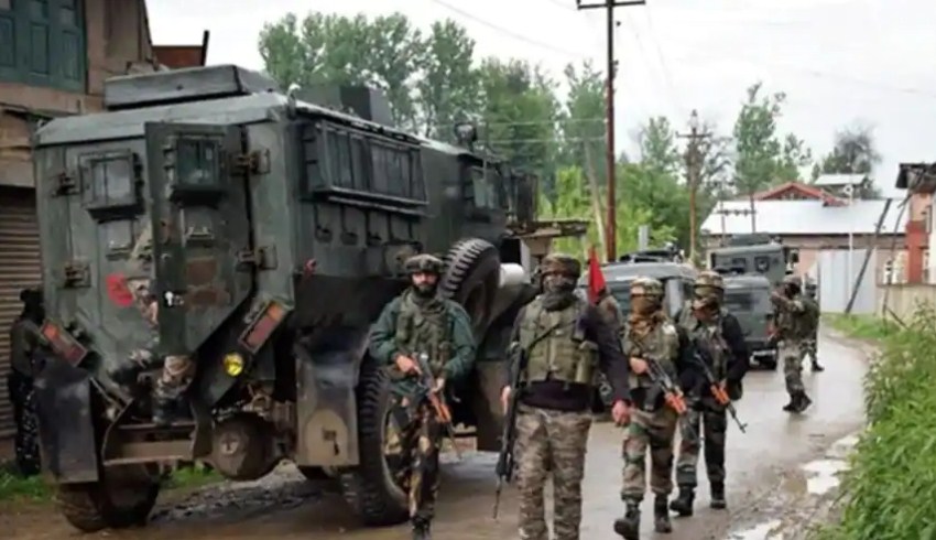 Army jawan martyred, one terrorist killed in encounter in Jammu and Kashmir's Pulwama