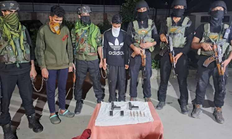 Baramulla: 2 LeT terrorists arrested, arms including Chinese pistols recovered