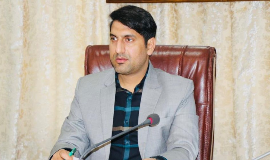 District Admin Srinagar goes tough against illegal manufacturing of copper utensils