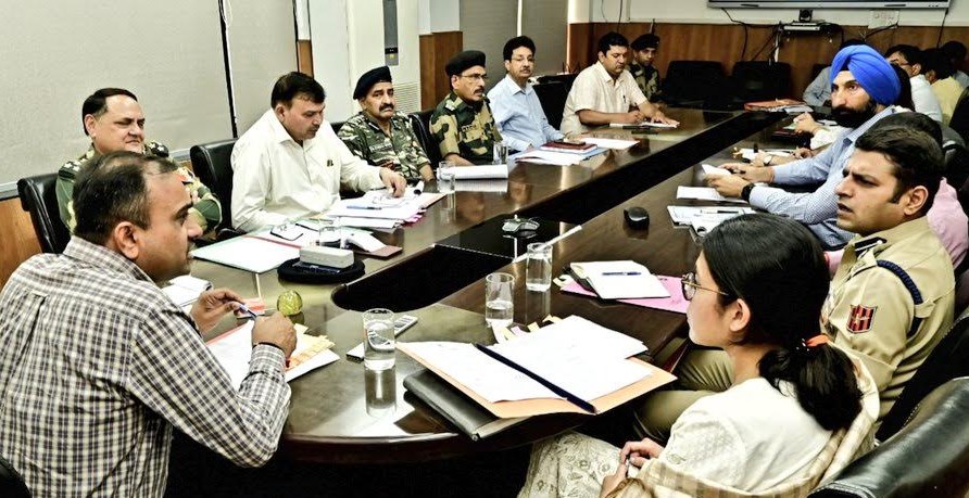 ADGP Jammu decorates promoted Inspector