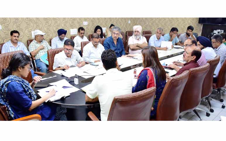 DC Jammu reviews arrangements for JJM Fortnight