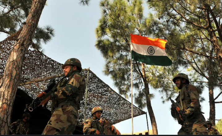 Indian Army jawan martyred in mine blast at LoC, balloon of Pakistani dummy aircraft also recovered