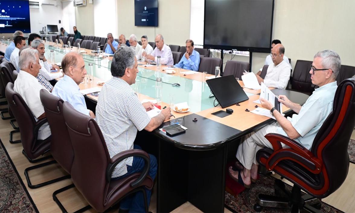 CM Omar Abdullah meets Group of Concerned Citizens J&K, discusses key governance, development issues