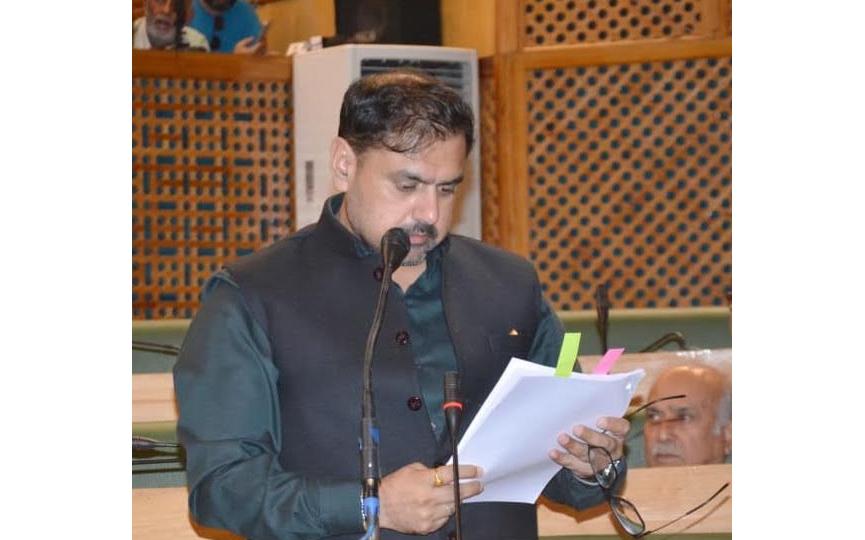 Wide network of Fair Price Shops established across J&K: Satish Sharma