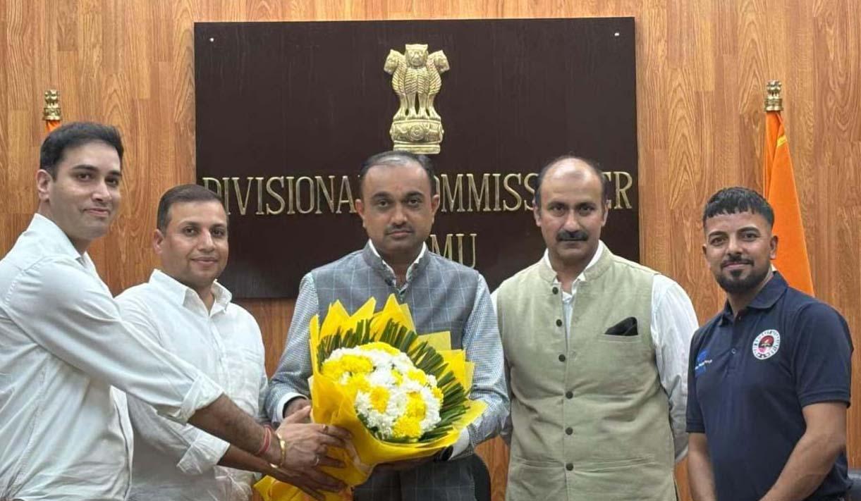 Div Com Jammu flags off J&K Deaf Cricket Team to New Delhi for 9th IDCA Tournament