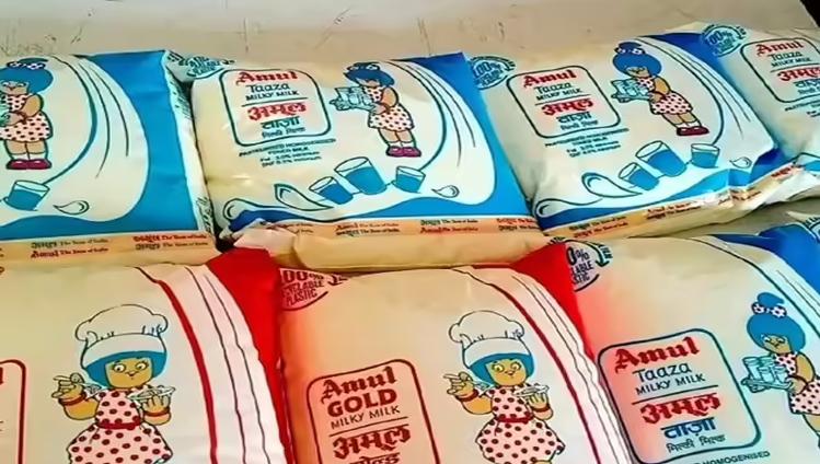 Amul, Mother Dairy hike milk prices by Rs 2/litre across India, blame higher cost