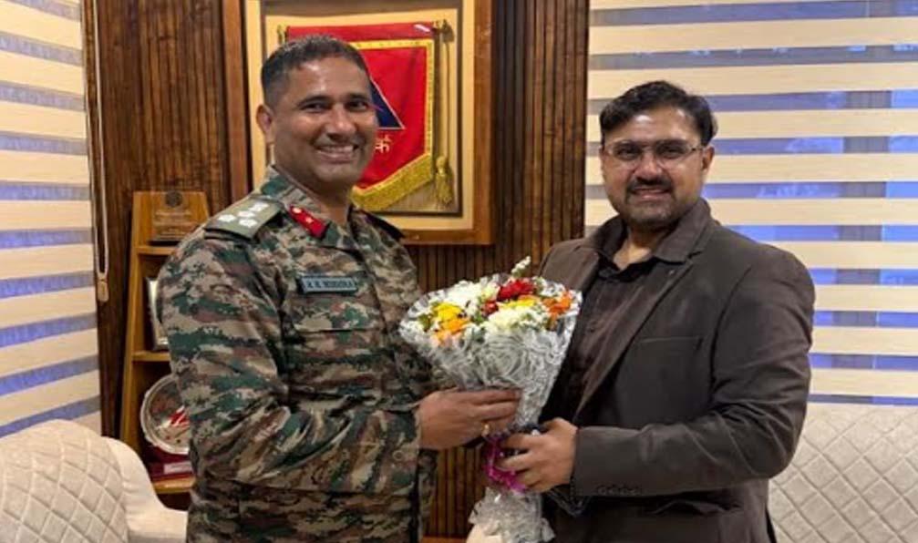 Satish Sharma reviews border infrastructure development with BRO Chief