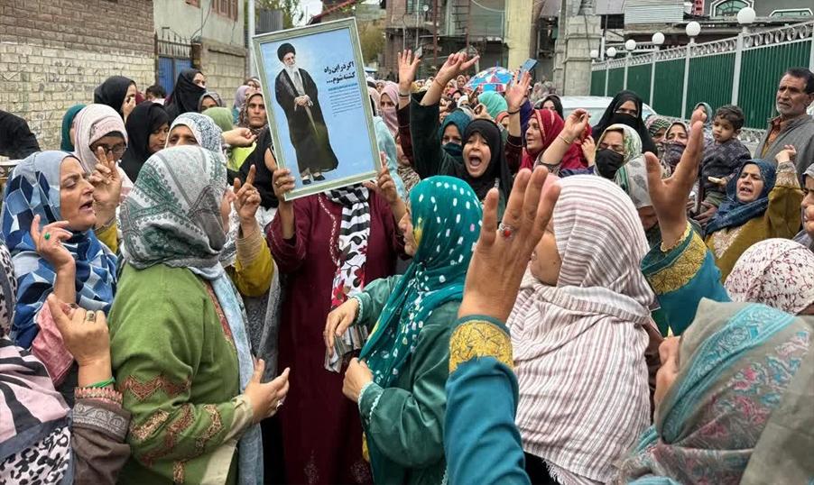 Celebrations erupt across Kashmir after US-Iran ceasefire, locals call it a victory for Iran