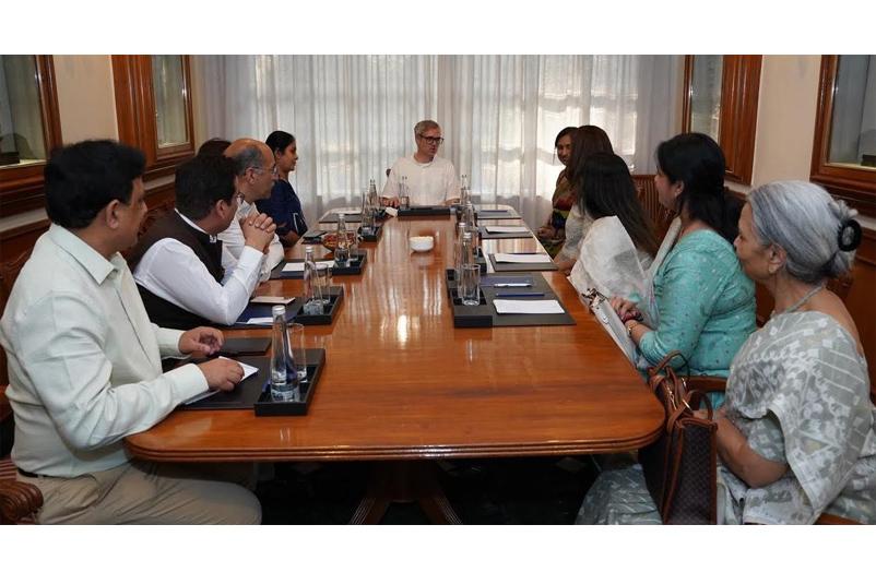 At Bengaluru, CM Omar pushes for private university investment to boost J&K education sector