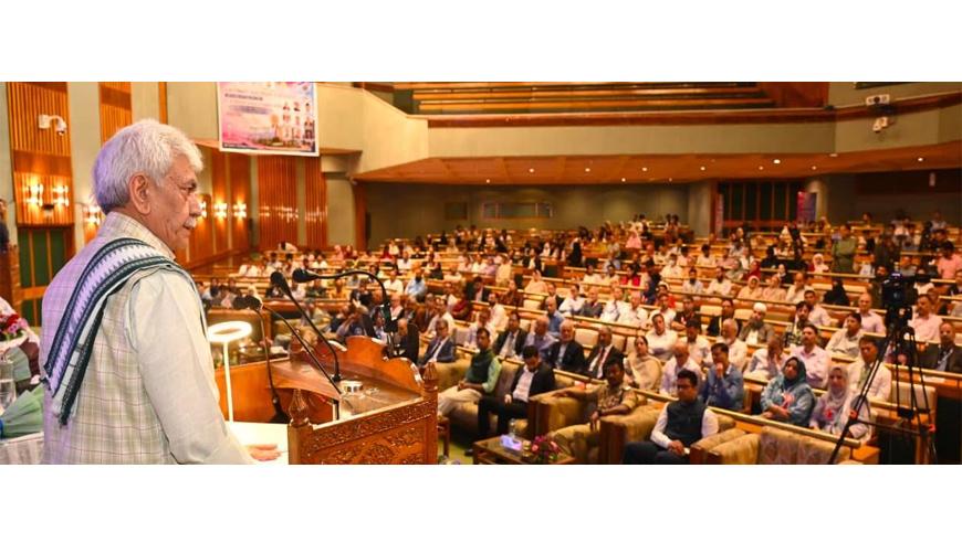 Lieutenant Governor Attends Quaternary Healthcare & Research Summit