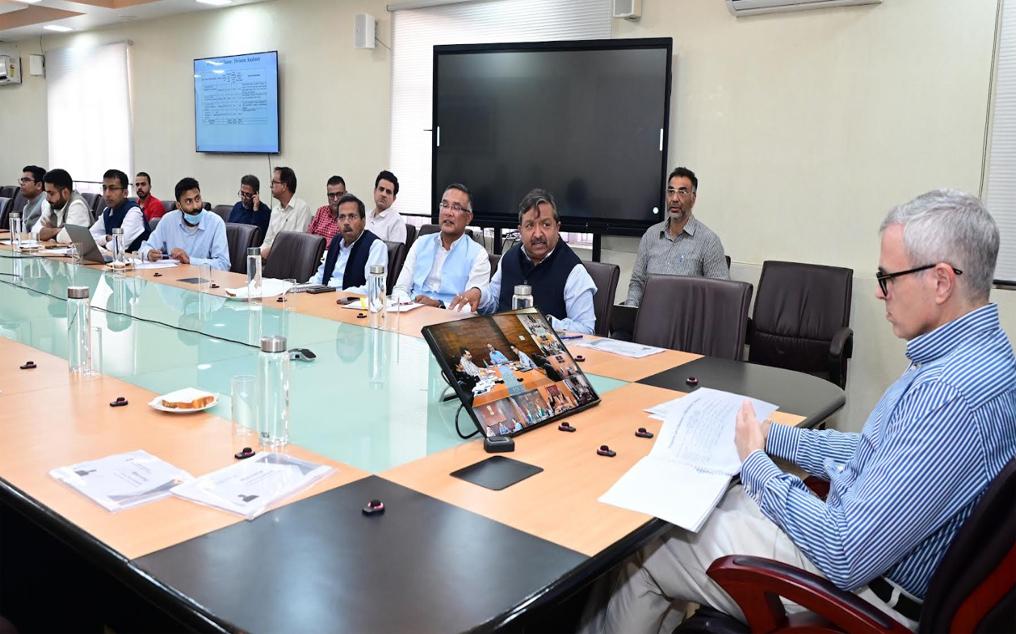 CM Omar Abdullah reviews progress of construction of mini-secretariat buildings for all District headquarters