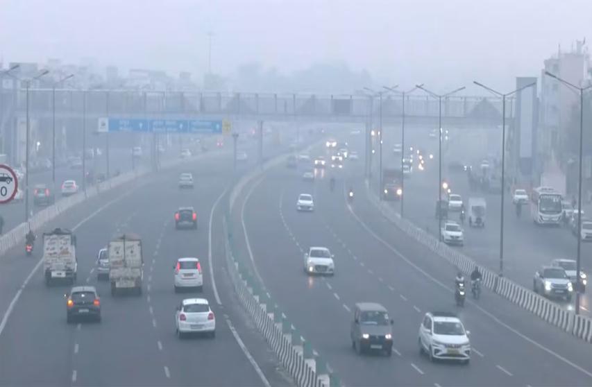 Delhi wakes up to 'poor' air, above-normal minimum temperature