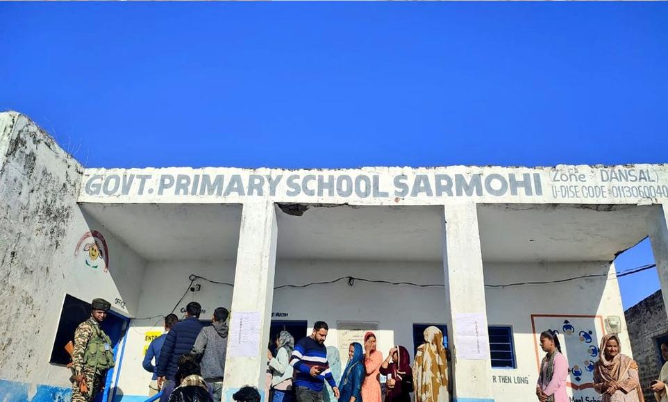 Nagrota records 74.63% turnout, Budgam closes at 49.92 in by-polls