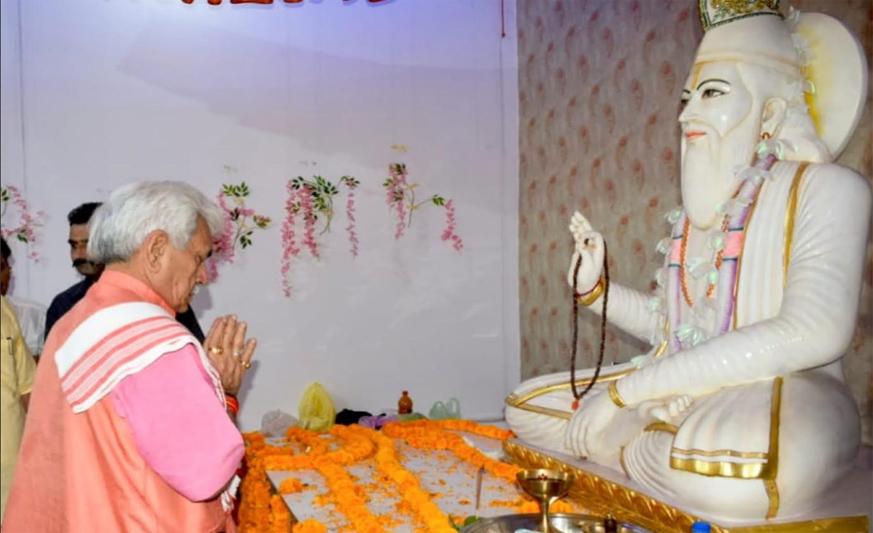 Lieutenant Governor attends commemoration event on Sant Kabir at Bishnah, Jammu