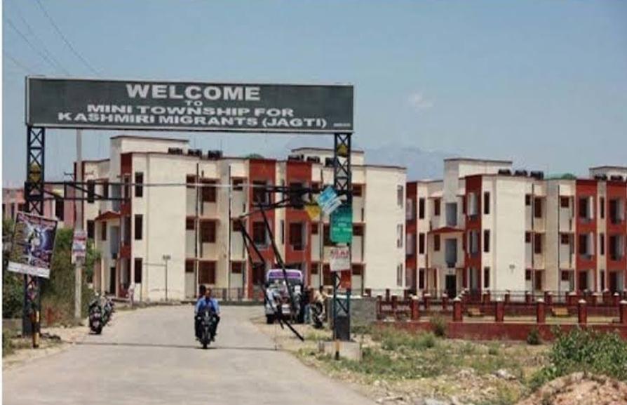 Govt fixes deadlines for 6,000 PM Package flats; Rs 82.45 Cr Migrant Camp renovation to start shortly