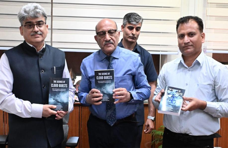 CS Dulloo releases two books on Health and Climate Science
