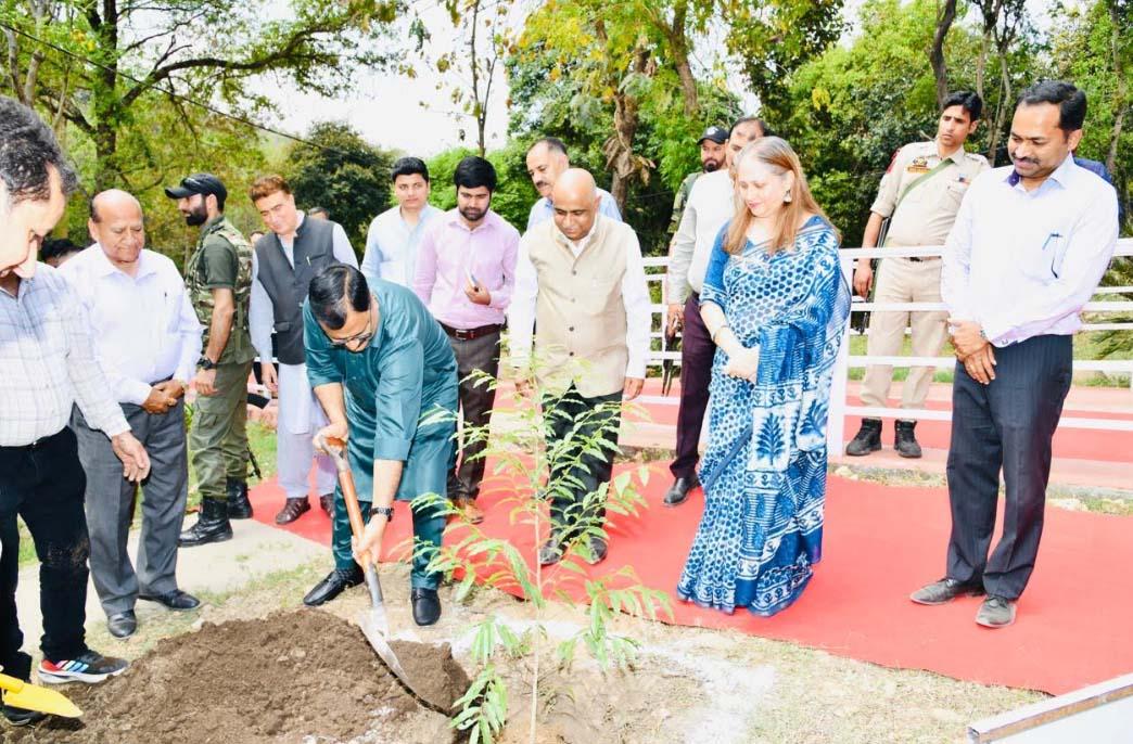 Javed Rana inaugurates Eco-Vista at Raika Park Jammu