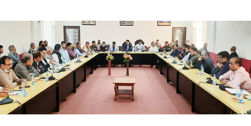 Yatra gives major impetus to our economy, promotes overall business & tourism activities: Div Com Jammu