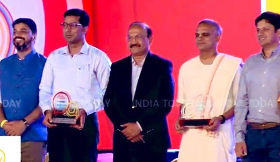 Shahid receives India Today award