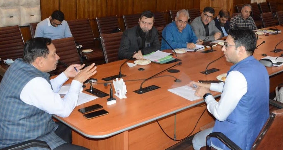 Advisor Bhatnagar assesses developmental issues of Gurez Sub-division
