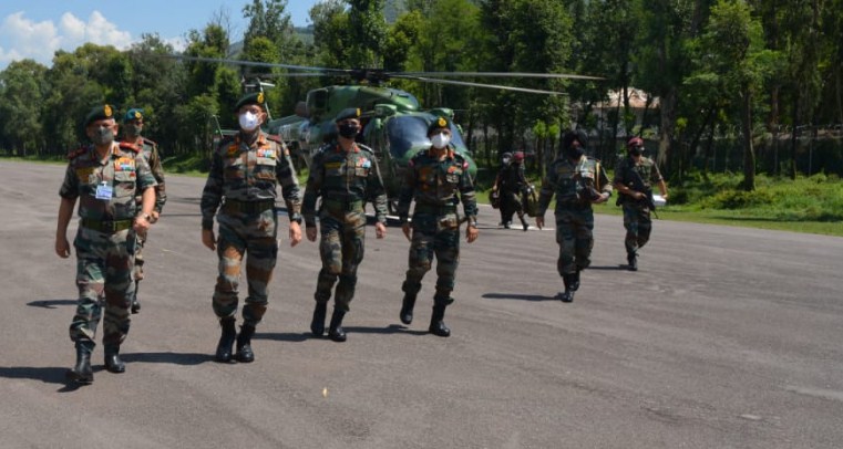 CDS Bipin Rawat visiting forward areas along LoC