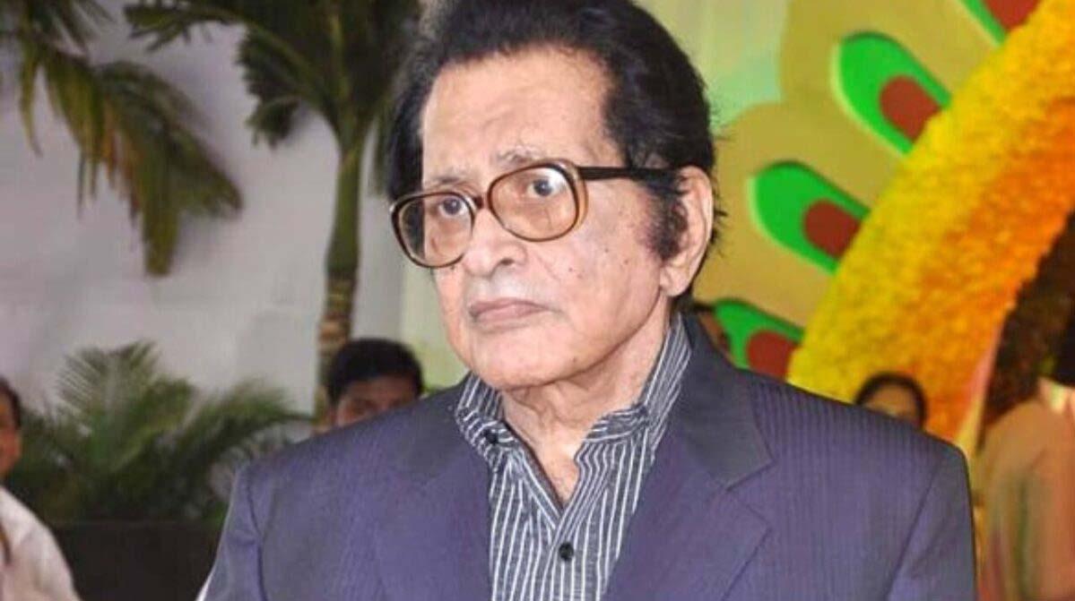 Veteran Bollywood Actor Manoj Kumar Dies at 87 in Mumbai