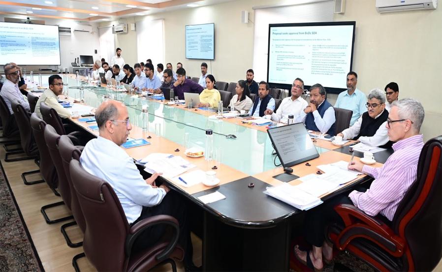 CM Omar Abdullah chairs meeting to discuss proposed modifications in Master Plans of Jammu, Srinagar