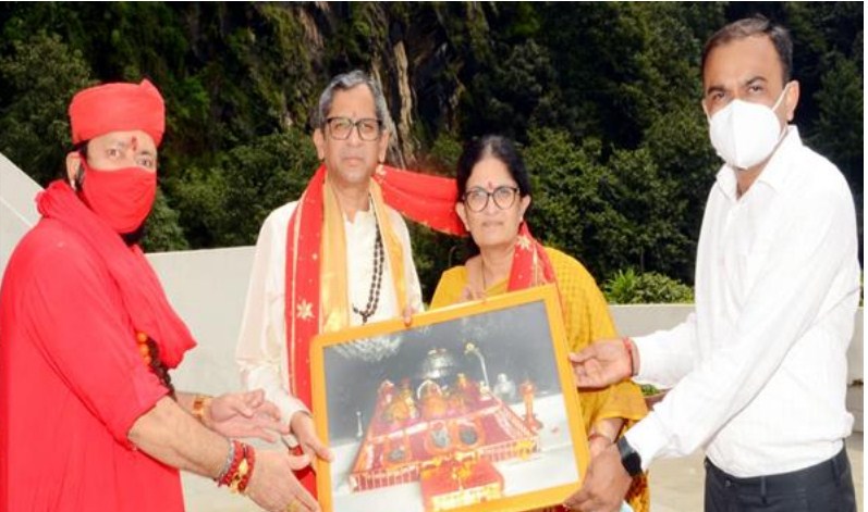 CJI Ramana visits Mata Vaishno Devi Shrine in J&K