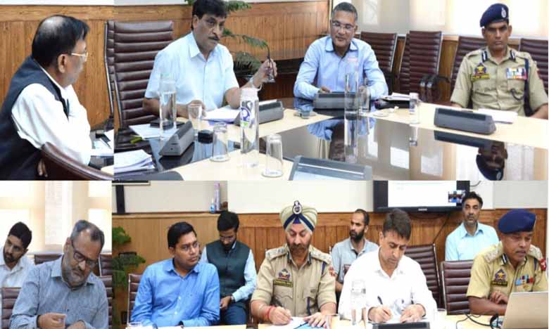 CS holds deliberations with stakeholders to reduce travel time of HMVs on NH-44