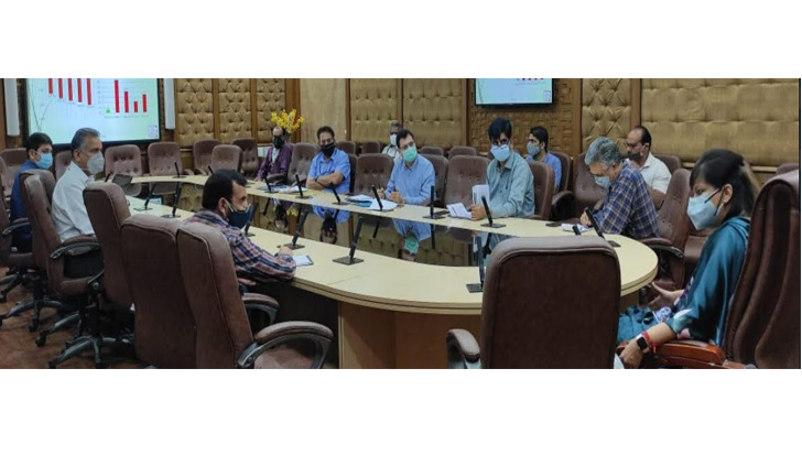 Yasha Mudgal reviews functioning of Cooperative banks in J&K