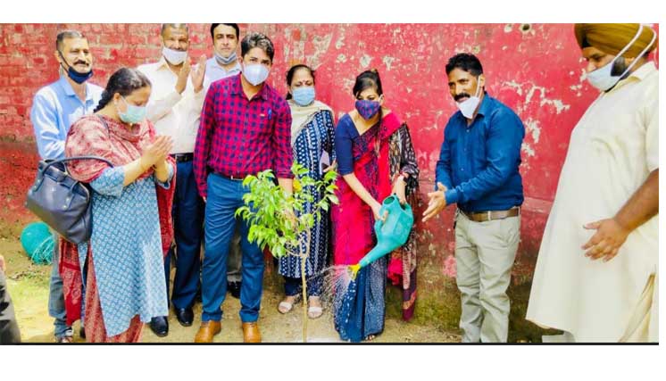 Yasha Mudgal visits CPHSS Jammu, JKCHC New Plot
