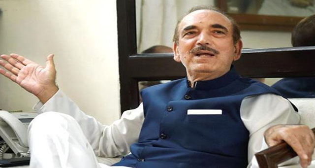 Azad chairs meeting of Congress leaders in Srinagar